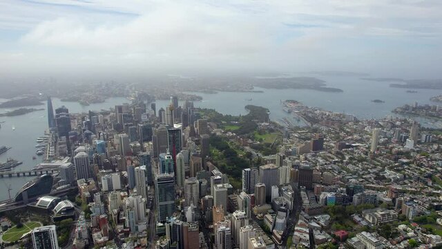 Sydney - Scenic City Flight through the clouds