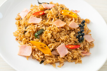 ham fried rice with herbs and spices