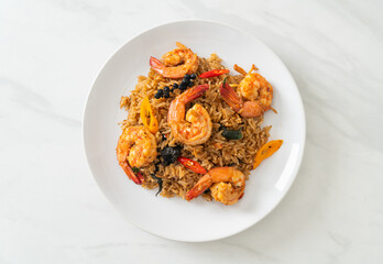 shrimps fried rice with herbs and spices