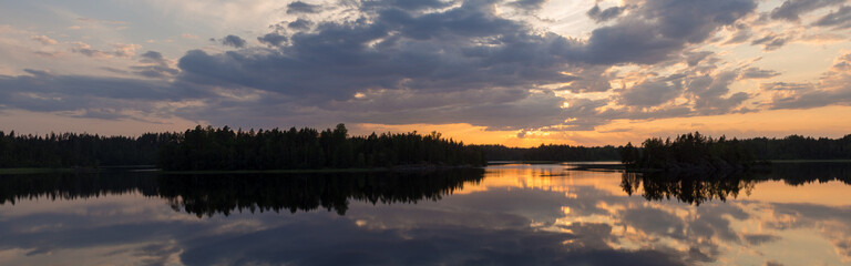 Fototapeta na wymiar summer sunset panorama