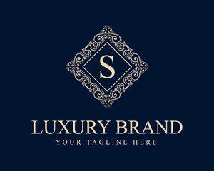 Vintage ornamental vector with floral ornament Suitable for whiskey, liquor, beer, brewery, wine, barber shop, coffee shop, tattoo studio, salon, boutique, hotel, shop signage engraving illustration