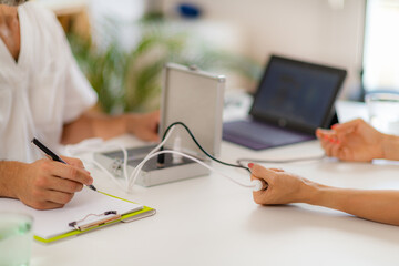 Quantum Body Analysis Concept