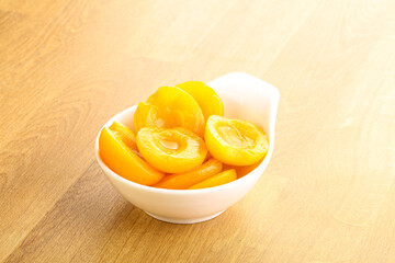 Canned apricot – sweet light dessert