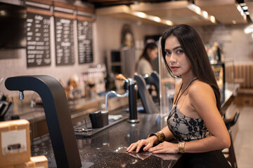 Beautiful caucasian relaxing in cafe