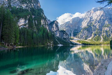 Pragser Wildsee or Lago di Braies (Lake Braies), and Mountain peak of Croda del Becco or Seekofel, Dolomites, Fanes-Senes-Braies nature park, South Tyrol, Trentino-Alto Adige, Bolzano, Italy, Europe.