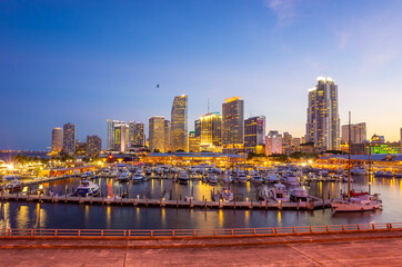 Fototapeta premium Miami city skyline cityscape of Florida