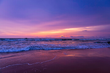 Obraz premium beautiful sunset on the beach