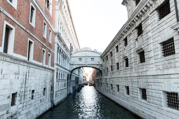 Cercles muraux Pont des Soupirs The bridge of sighs in Venice 