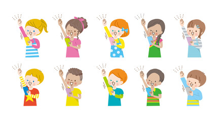 Fototapeta premium スマホの画面を見ながら手を挙げる世界の子供達のイラスト