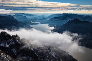 Panorama dal belvedere dei Piani dei Resinelli sul ramo lecchese del lago di Como