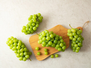Shine Muscat, Green grapes on a cutting board 