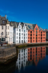 Obraz premium Art Nouveau architecture in the Norwegian city of Ålesund in summertime