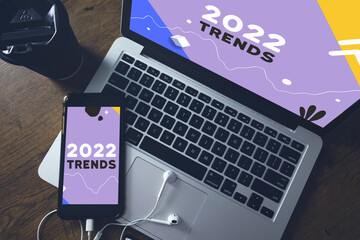 2022 year trends in smartphone and laptop screen