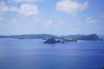 慶良間諸島の海に浮かぶ島々