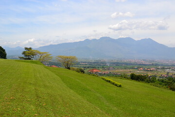 view of the mountains