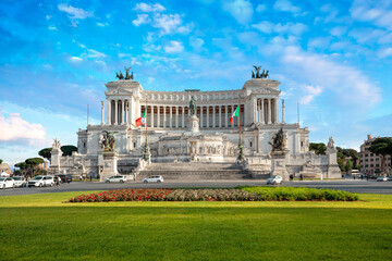 Obraz premium Altar of the Fatherland also known as the National Monument to Victor Emmanuel II in Rome, Italy. Rome architecture and landmark.