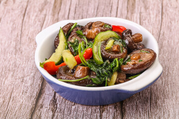 Marinated shiitake mushrooms with herbs