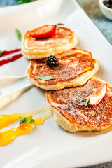 pancakes with jam
