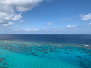伊良部島 イグアナ岩 宮古島 宮古列島 沖縄県