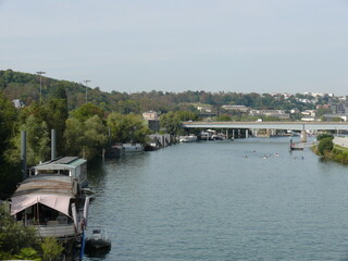 Fototapeta premium Promenade sur les berges
