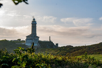 Fototapeta na wymiar Faro de Cabo Mayor, Santander, Cantabria, España 