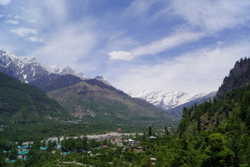 インド・マナリから山の景色