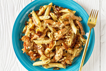 chicken alfredo pasta penne with caramelized onion