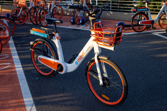 Electric bike rent and sharing service in Italy Movi by Mobike. Zero emission, nature friendly  transportation. Venice Italy