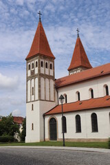Fototapeta na wymiar Herrieden Münster Kirche St. Wunibald