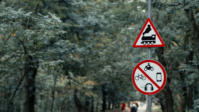 Lonely sign, lonely sign in the woods, train sign, forest in autumn and sign, crossing and sign, red white sign, red white train sign