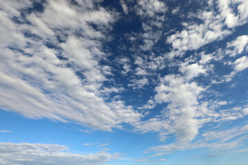 Naklejka na ściany i meble fantastic sky with white clouds
