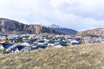 El Chalt&eacute;n is a small mountain village in Argentina. It is located on the riverside of Rio de las Vueltas.