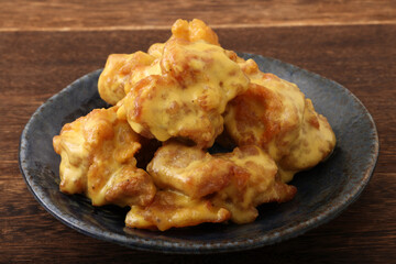 ヤンニョムチキン　(ハニーマスタード味)
