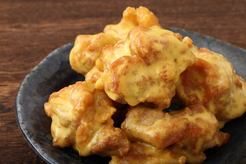 ヤンニョムチキン　(ハニーマスタード味)