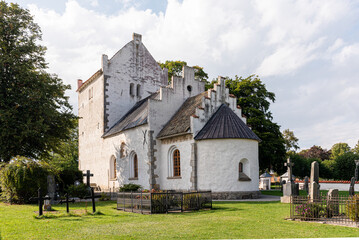 Fototapeta na wymiar the old medieval church in Kävllinge
