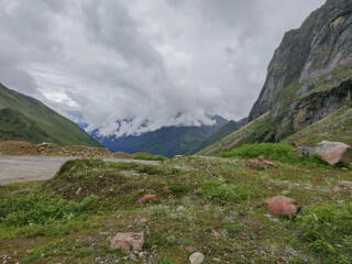 Beautiful sikkim mountains landscape photo clouds over hill top
