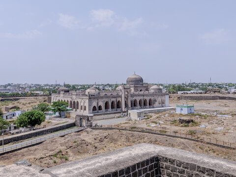 Gulbarga Jama masjid Qila e hasham biggest mosque of pre mughal era