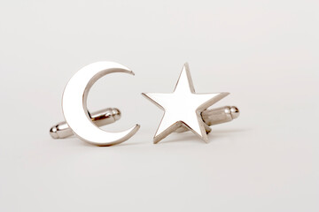 Obraz na płótnie Canvas Turkish flag icon, crescent star cufflink on white background.