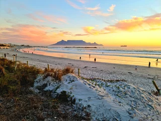 Fototapete Tafelberg Cape Town sunset beach in Milnerton