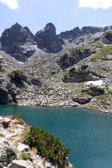 Obraz premium The Scary lake and Kupens peaks, Rila Mountain, Bulgaria