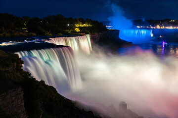 American falls, Niagara falls at Night