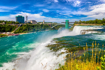 American falls at Niagara falls