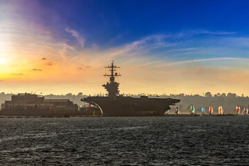 Nuclear aircraft carrier in San Diego - obrazy, fototapety, plakaty