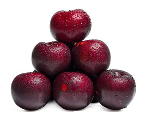 Obraz premium fresh red plums fruit with water drop on white background.