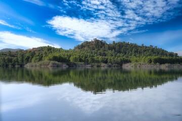 Fototapeta na wymiar lake with mountain.