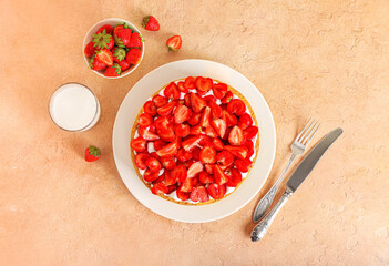 Sweet strawberry pie on color background