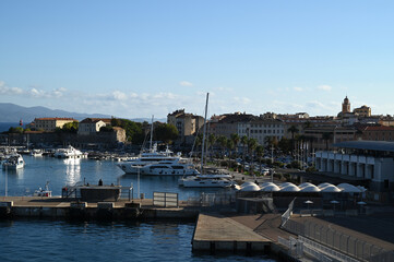 Port d'Ajaccio en fin de journée