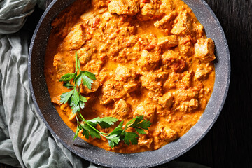murgh makhani, curry of chicken in tomato sauce