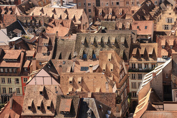 Straßburger Altstadtquartier; Blick vom Münster auf die mittelalterliche Bebauung zwischen...
