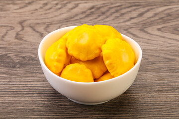 Marinated patissons in the bowl